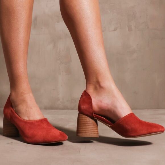 Anthropologie Silent D Novaltee D’Orsay Oval Heel Rust Suede Pumps 40 9 - Picture 1 of 10
